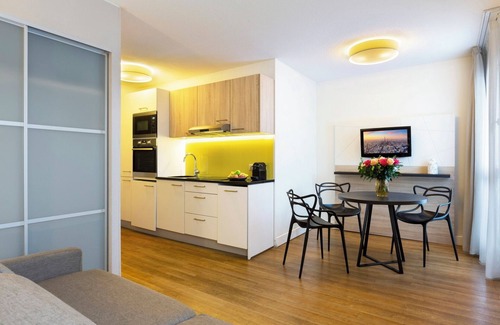 Grenelle Apartment | Eiffel Tower Views 1 Bedroom With Aircon