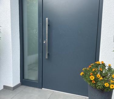 Hasenbergl-Lerchenau Ost Apartment | Eigene Souterrain Keller Wohnung nähe Olympiapark