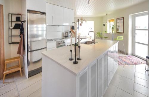 Egsmark Strand House | Eight-Bedroom Holiday Home In Ebeltoft
