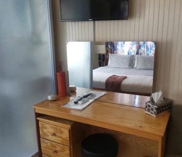 Saint John Parish Bed & Breakfast | Eko Cozy Guest House