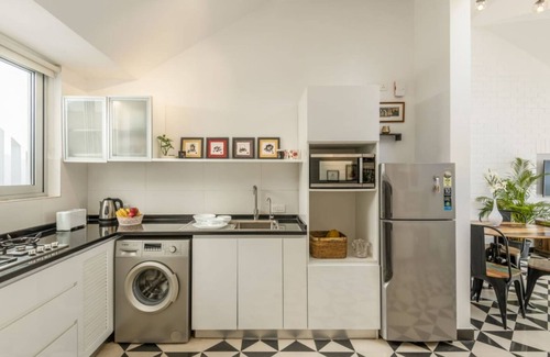 Nerul Apartment | El Arbol by Hireavilla-2br w Rooftop Pool in Nerul