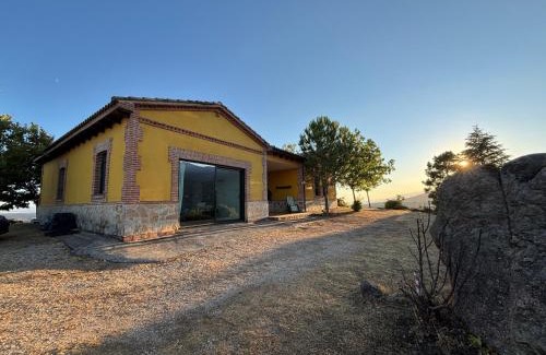 Guisando Ski Chalet | El Encuentro - Casa Rural -