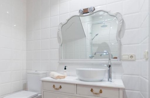 Lleida Bed & Breakfast | El jardí de l'avet