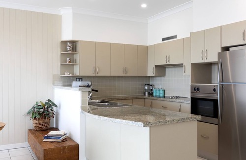 Ulladulla Apartment | El Portil - Beautifully presented home perfectly located to the Town Center