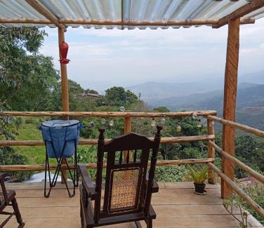Cali Apartment | El Rincón De Las Guacharacas