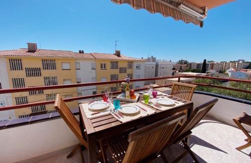 Comarruga Apartment | El Salvador Apartment Comarruga