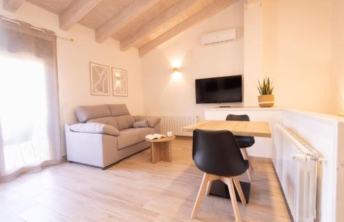 Beceite Apartment | El sueño del Búho 6. Ático con chimena