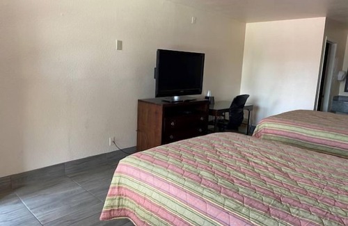 Southside Hotel | El Tejas Motel