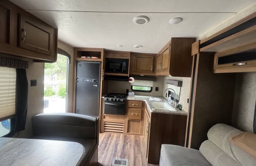 Canyon Lake Cabin | EL948