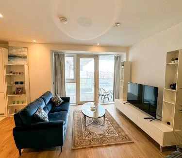 Grand Canal Dock Apartment | Elegant 2 Bedroom Apartment in Grand Canal