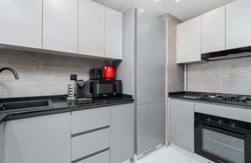 Discovery Gardens House | Elegant 2Bhk Panorama Apartment