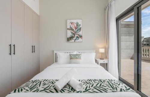 Discovery Gardens House | Elegant 2Bhk Panorama Apartment