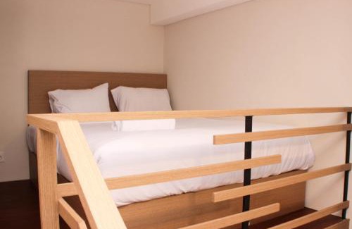 Jakarta Apartment | Elegant and Strategic Loft Studio Apple 1 Condovilla Apartment By Travelio
