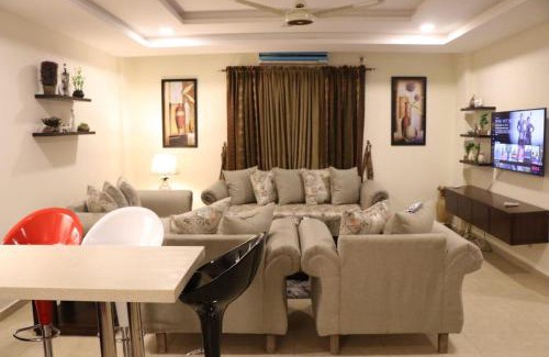 Rawalpindi Apartment | Elegant & Charming One Bed Apartment In Bahria Town
