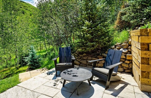 Snowmass Village House | Elegant Contemporary Home