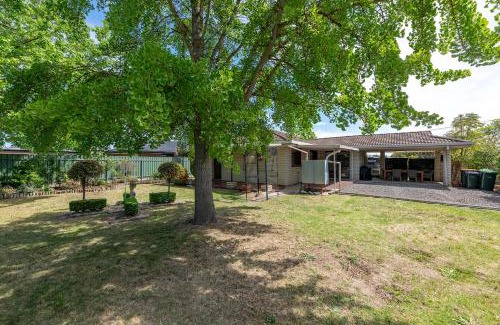 Horsham House | Elegant Country Escape