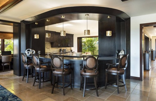 Kaupulehu House | Elegant Lau'eki Estate ~ Hualalai ~ Sweeping Views ~ THANKSGIVING SPECIAL!