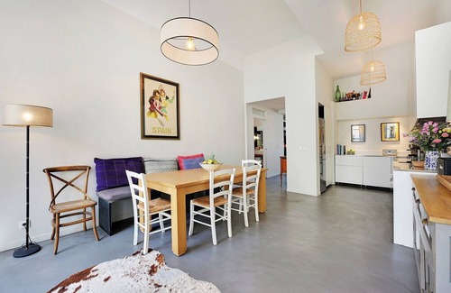 Archives Apartment | Elegant Marais Triplex: 5 Bedrooms, Modern Design, Rooftop Views