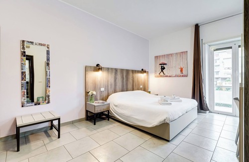 Quartiere XIII Aurelio Bed & Breakfast | Elegant Room, newly renovated, opposite Metro line A near St. Peter's