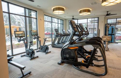 Athens Apartment | Elegant, Spacious 3BR 2B Apt Perfect for Long Stays