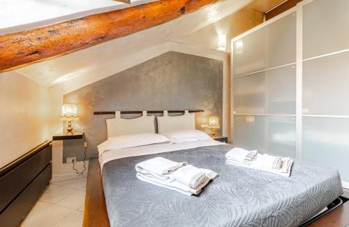 Roman Quarter Apartment | Elegante Royal Suite Torino - Parcheggio Privato