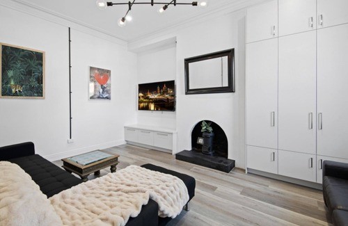 Fitzroy House | Elegantly Spacious 4-Bed Terrace House