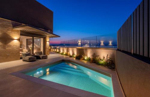 Aegina Town Apartment | Elements Collection