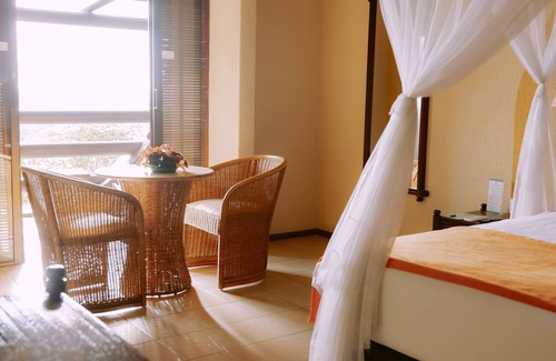 Victoria Falls Hotel | Elephant Hills Resort