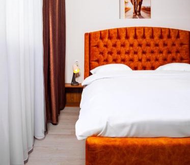 Sector 4 Apartment | Elephant Vibe RIN Grand Hotel
