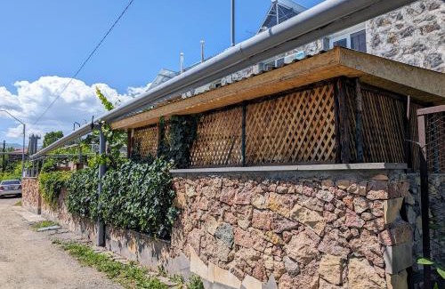 Yeghegnadzor House | Eleven - 11