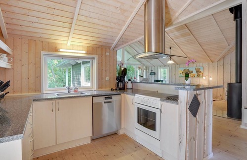 Hou House | "Elita" - 1.7km from the sea by Interhome