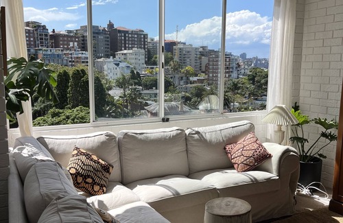 Elizabeth Bay Apartment | Elizabeth Bay Waterfront Getaway