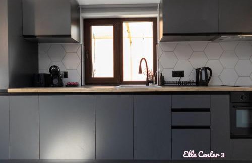 Odesos Apartment | Elle Center by RV Apartments - TOP center