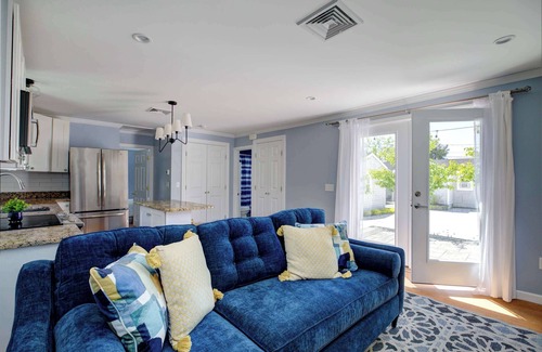 Newport House | Ellery Beach Bungalow #47- Relaxed Island Living