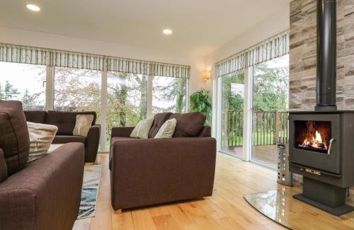 Carnon Downs House | Elm