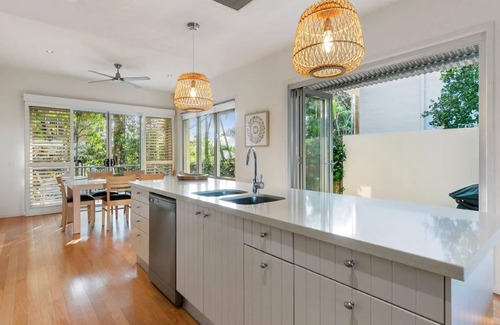 Sunshine Beach House | Elouera 2 - Private Duplex with Views and Pool