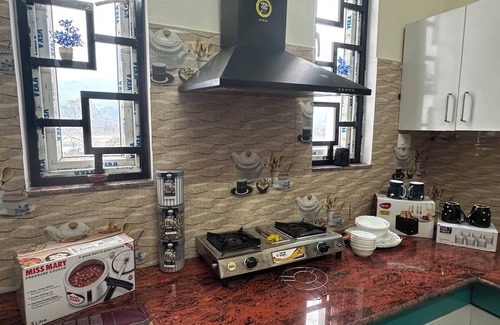 Rishikesh Apartment | Elysium - The Himalayan & Ganges View Yoga Retreat - 2-minute walk to The Ganges