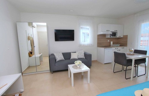 Rovinj Apartment | EMANUEL Studio with Balcony 1