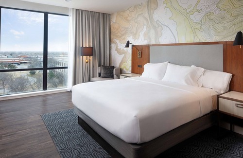 Amarillo Hotel | Embassy Suites by Hilton Amarillo Downtown