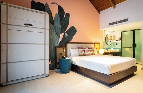 Bavaro Hotel | Embrace Beachfront Tranquility in Our Family-Friendly Room! Pool, Beach Access!
