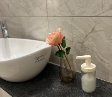 Hadapsar Apartment | Ena by StayVio, Amanora Park Town, Hadapsar, Pune