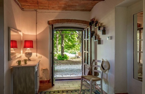 Manciano Villa | Enchanting Casale for 14 in Tuscany