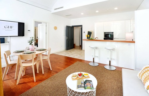 Se Apartment | Endless Summer Apartment
