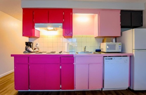 Seaside Hotel | Endless Views and Relaxation! Pets Allowed, Kitchenette, Free Parking!