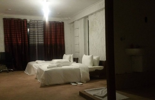 Arusha House | Engowood Hills Palace