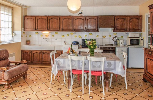Planguenoual House | Enjoy a wonderful stay in this charming vacation home.