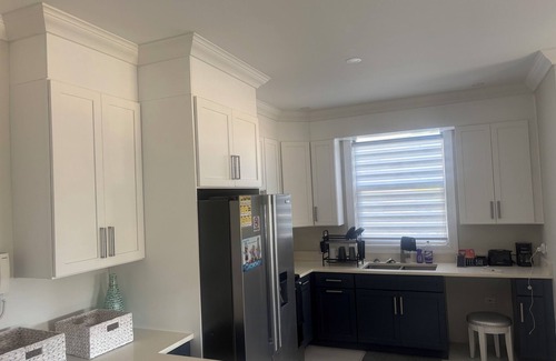 Reading Apartment | Enjoy and relax! Spacious 2/2, ocean views, gym,& pool, in lovely Montego Bay!