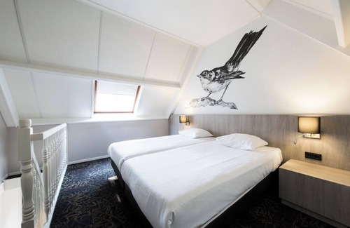 Bruggenmors Hotel | Enjoy Local Art And Nature — Steps From TwentseWelle And Volkspark Paths