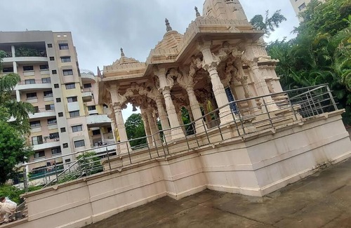 Magarpatta City Apartment | Enjoy Scenic view in mid of Magarpatta city