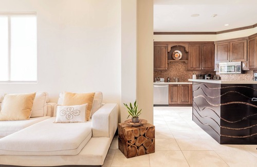 Herradura Apartment | Enjoy Sunsets at Los Sueños Oceanview Condo